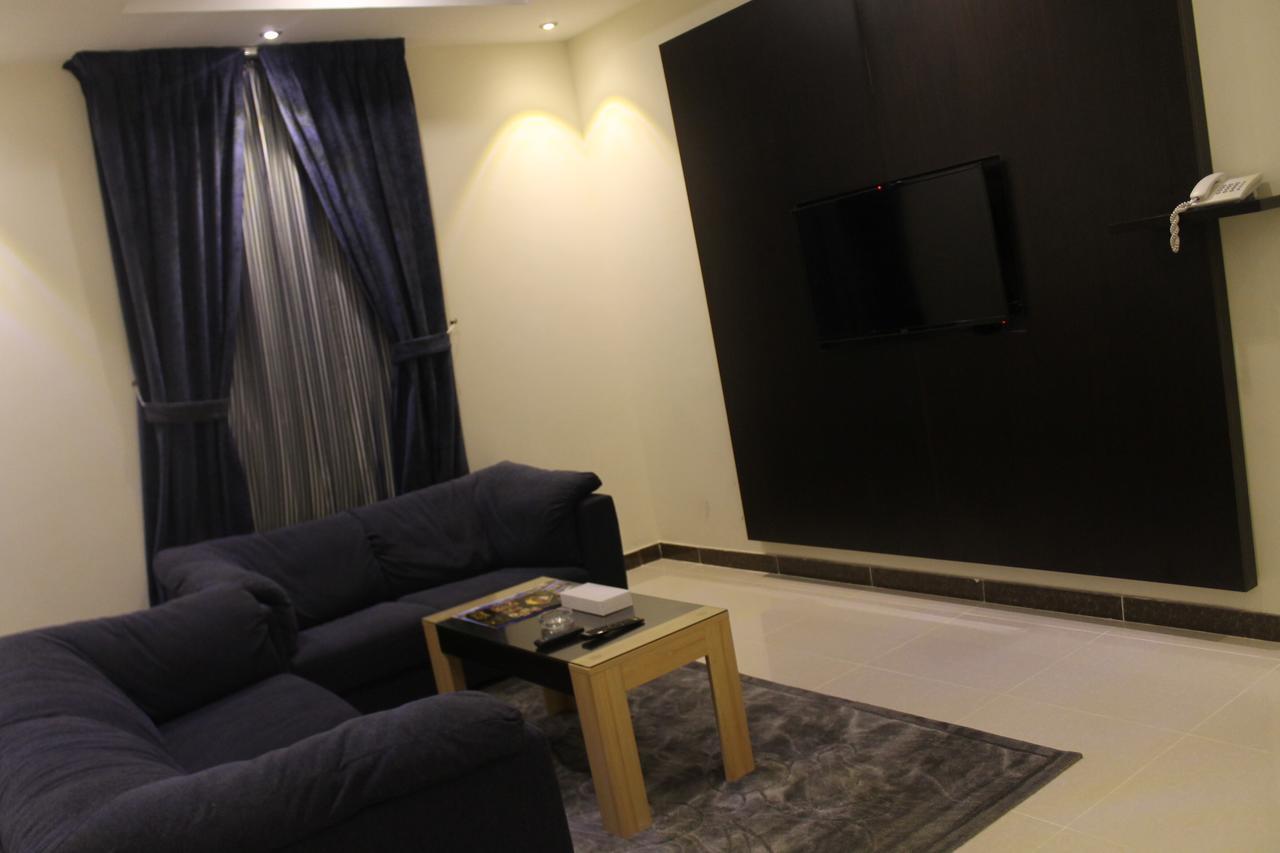 فندق دولف الرياض شارع العمرة Doolv Hotel Exterior photo